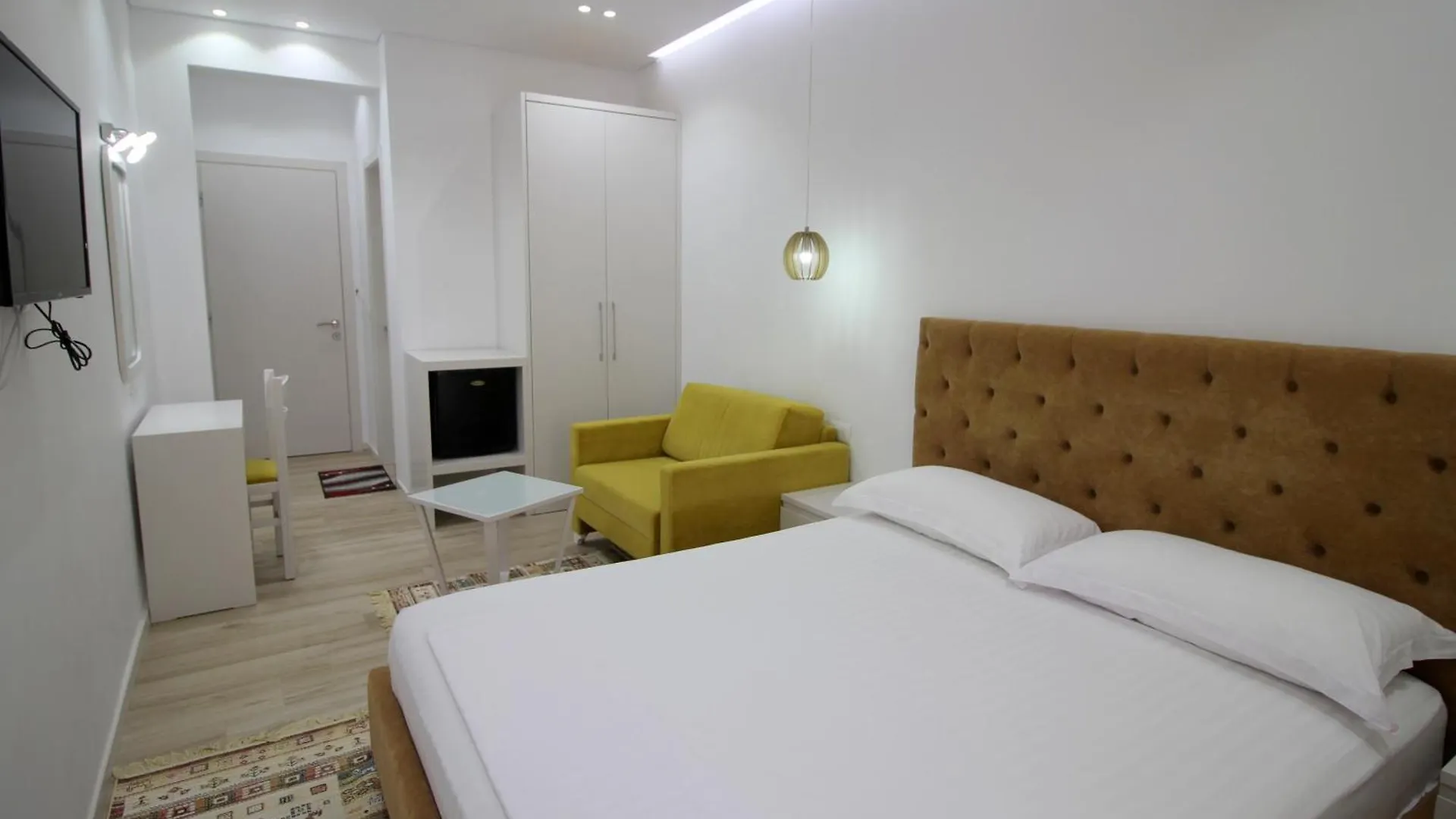 Elena Hotel Σαράντα