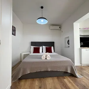 Aparthotel Central Studio Apartments Tirana