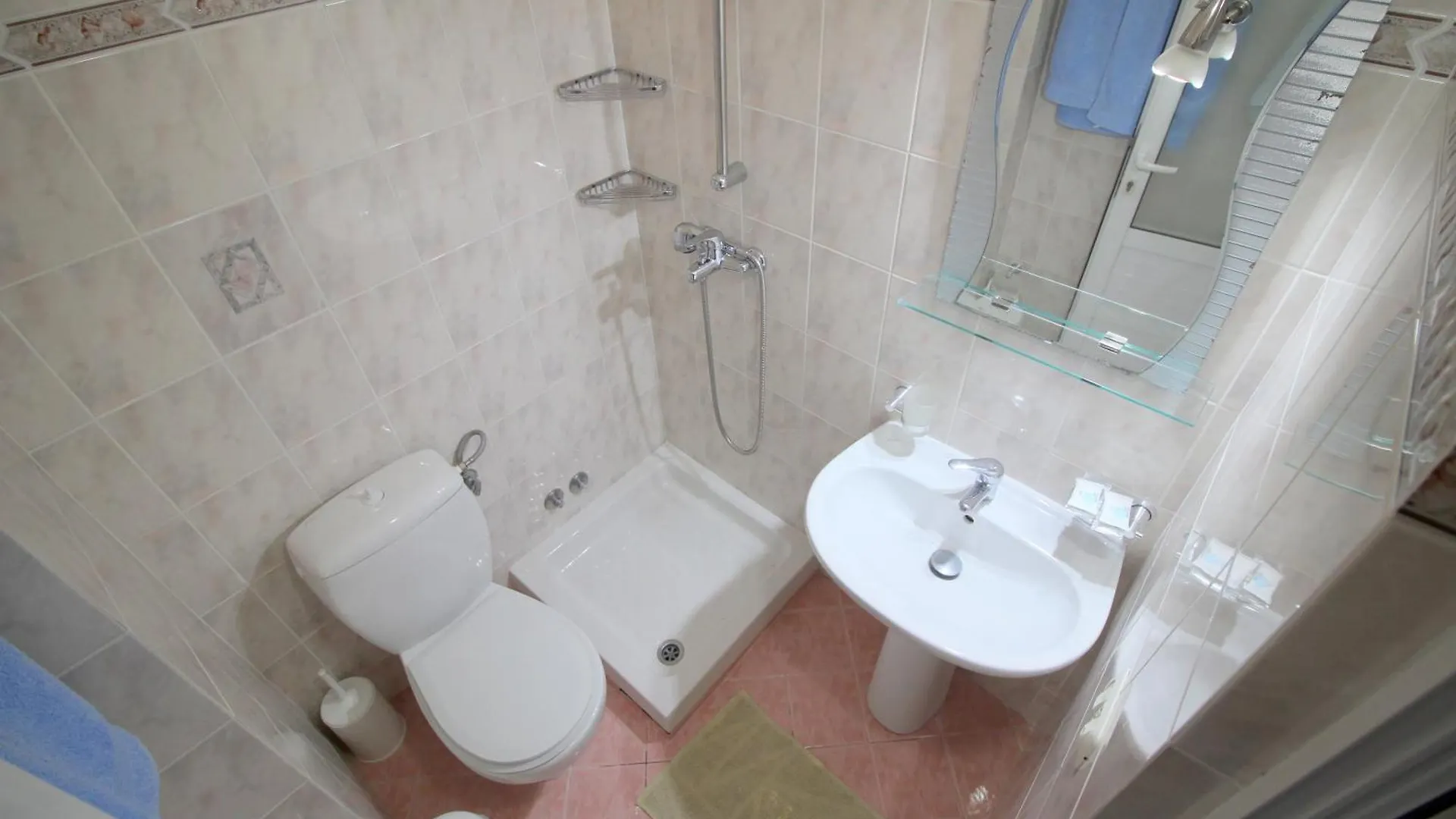 Elena Hotel Sarandë