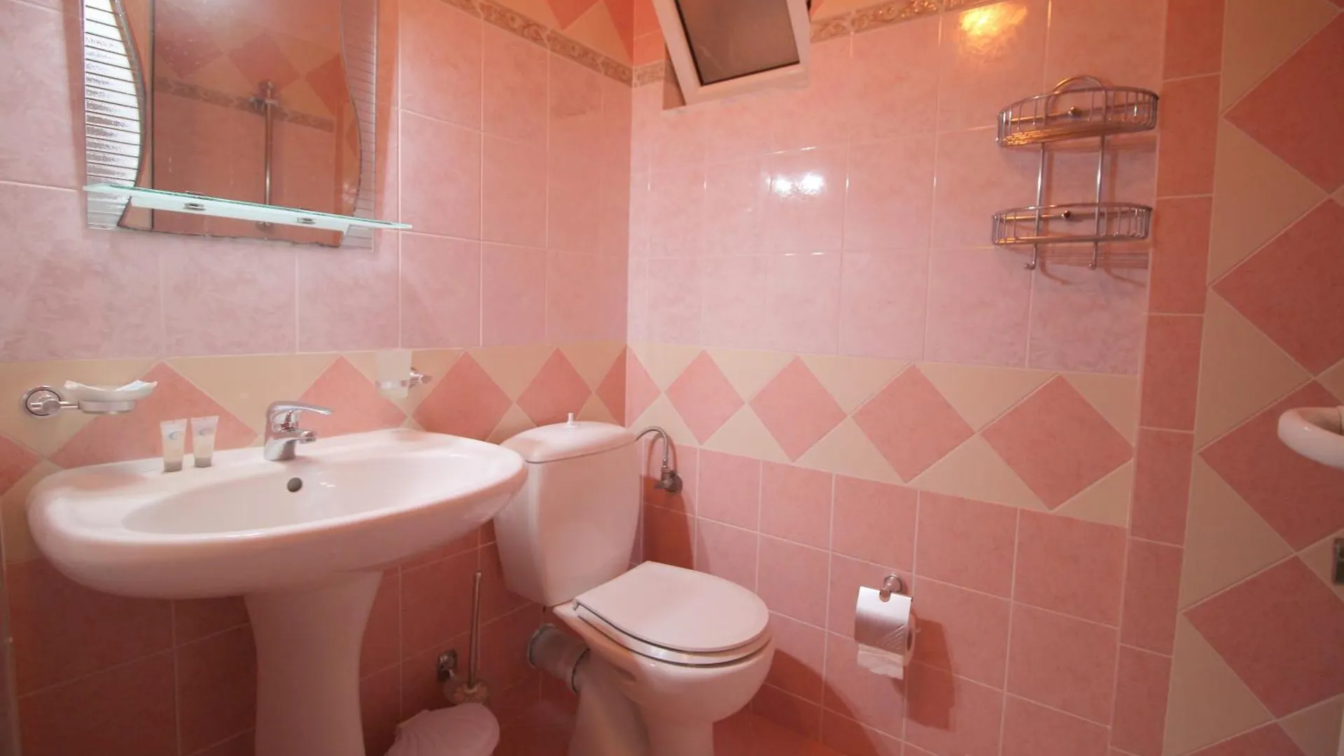Elena Hotel Sarandë Gasthof