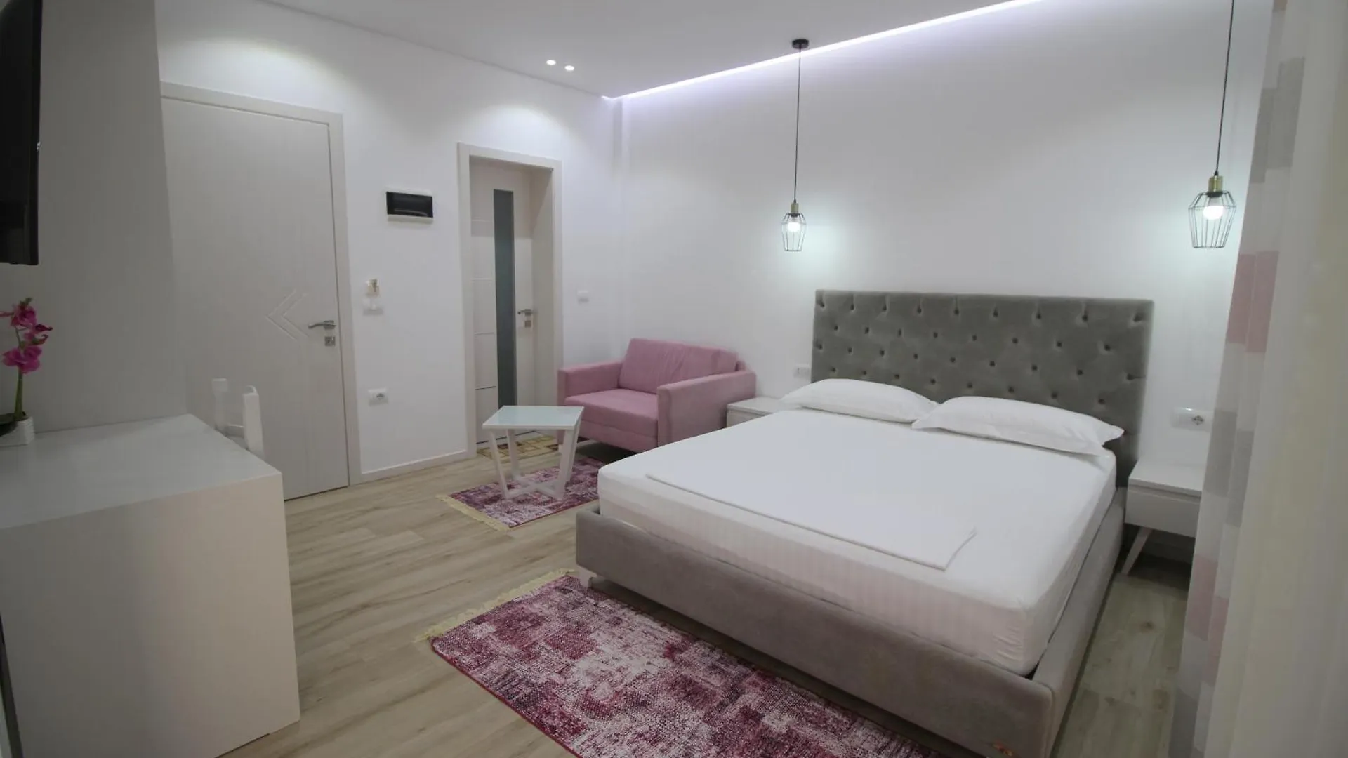 Elena Hotel Sarandë Gasthof